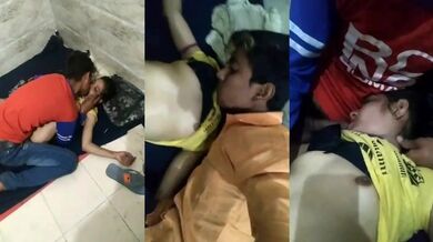 Desi teen 19 years do lund threesome